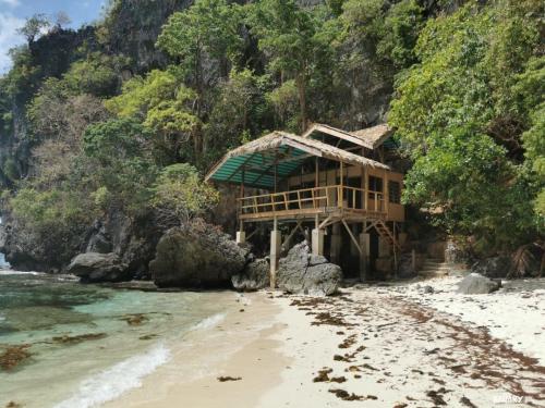 serenety-beach-filipinas-el-nido-4